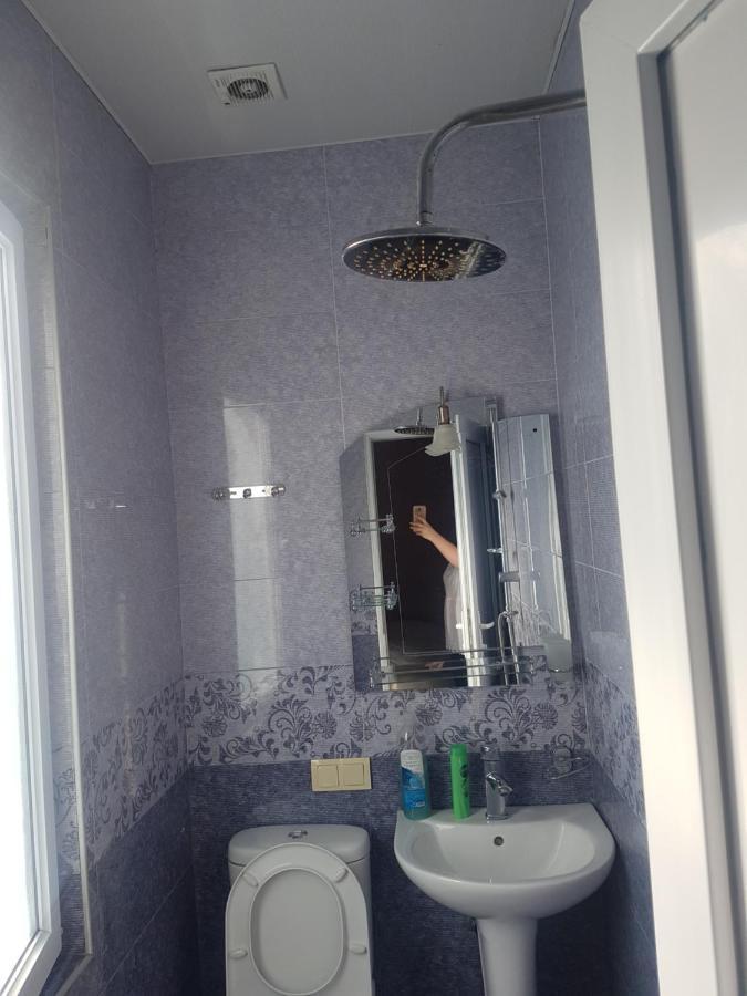 Guest House 2 Floor Batumi Bagian luar foto