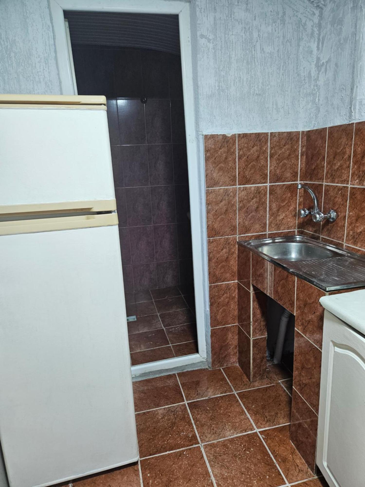 Guest House 2 Floor Batumi Bagian luar foto